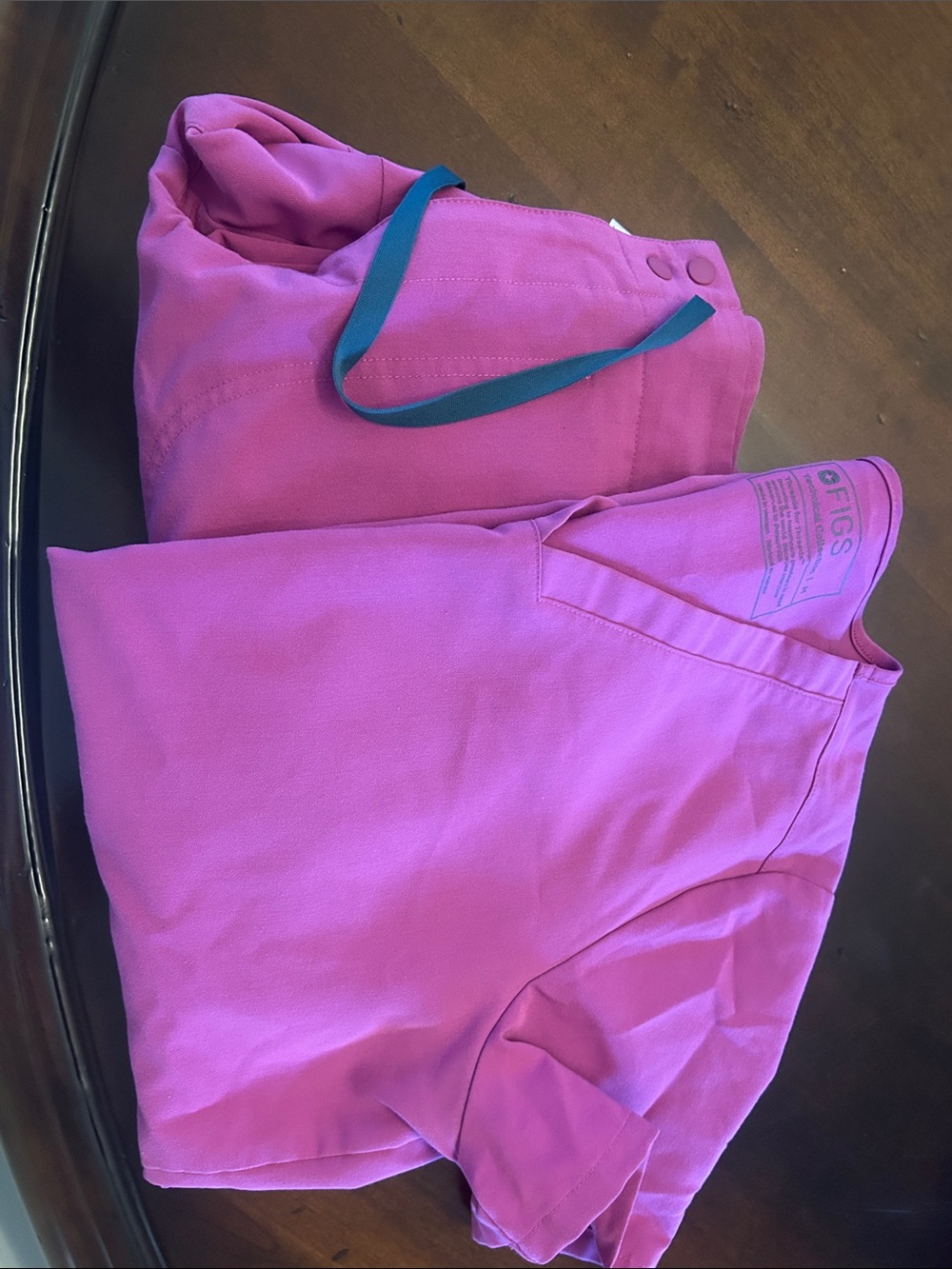 Figs Women’s Scrub Set in Bright Magenta with Teal Drawstring